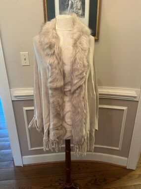 Faux Fur sweater wrap
